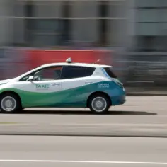 Nissan Leaf ile przejedzie? Zasięg w trudnych warunkach i porady