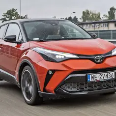 Ile kosztuje Toyota C-HR hybrid? Ceny i oferty, które musisz znać