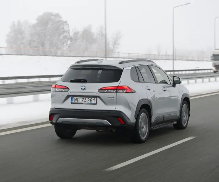 Hybryda Honda czy Toyota - która jest lepszym wyborem dla Ciebie?